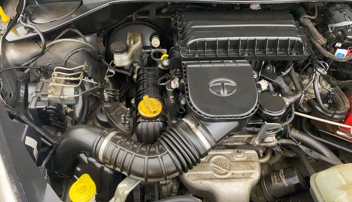 2018 Tata Tiago XZA PETROL, CNG, Automatic, 36,938 km, Engine View - Right