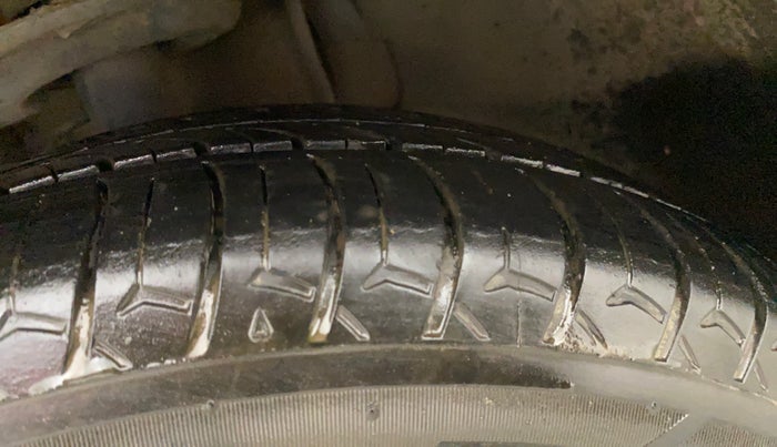 2018 Tata Tiago XZA PETROL, CNG, Automatic, 36,938 km, Left Front Tyre Tread