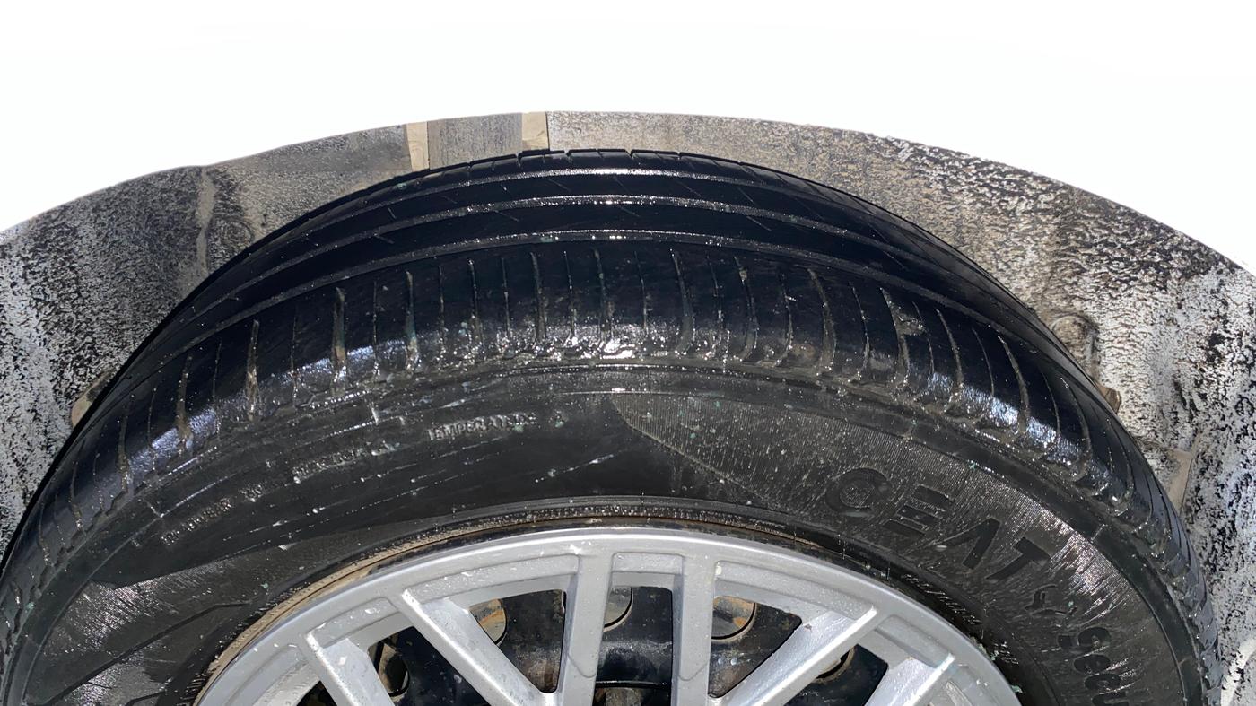 2017 Maruti Ertiga VXI, Petrol, Manual, 74,306 km, Right Rear Tyre Tread
