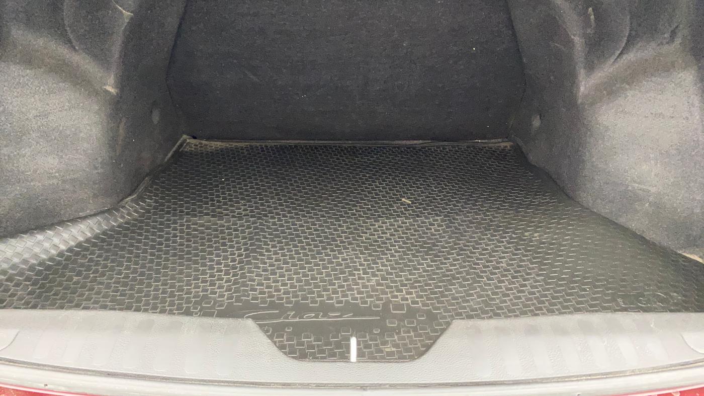 2015 Maruti Ciaz ZXI, Petrol, Manual, 44,028 km, Boot Inside