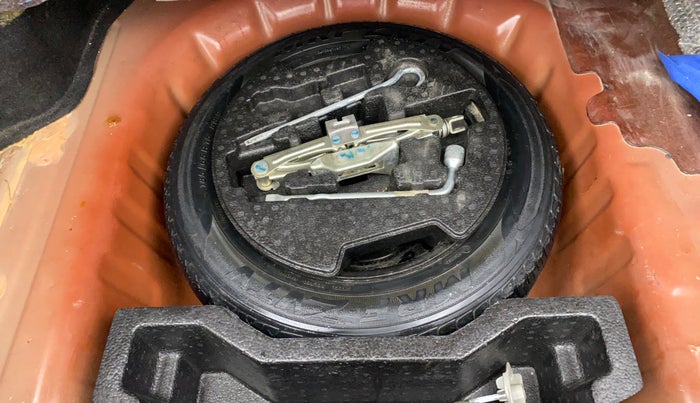 2015 Maruti Ciaz ZXI, Petrol, Manual, 44,028 km, Spare Tyre