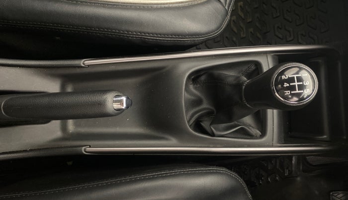 2020 Maruti Baleno ZETA PETROL 1.2, Petrol, Manual, 32,415 km, Gear Lever