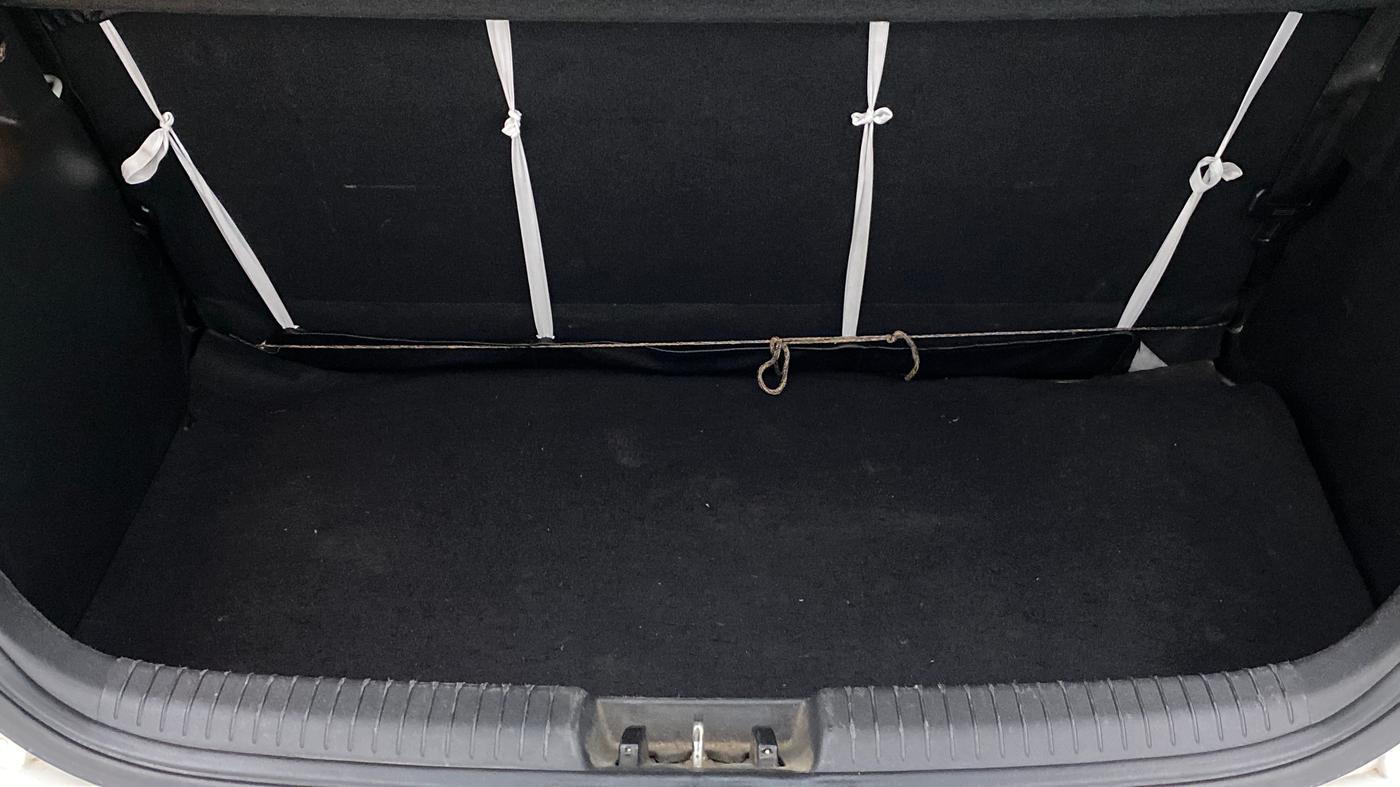 2014 Hyundai i20 MAGNA O 1.2, Petrol, Manual, 30,927 km, Boot Inside View