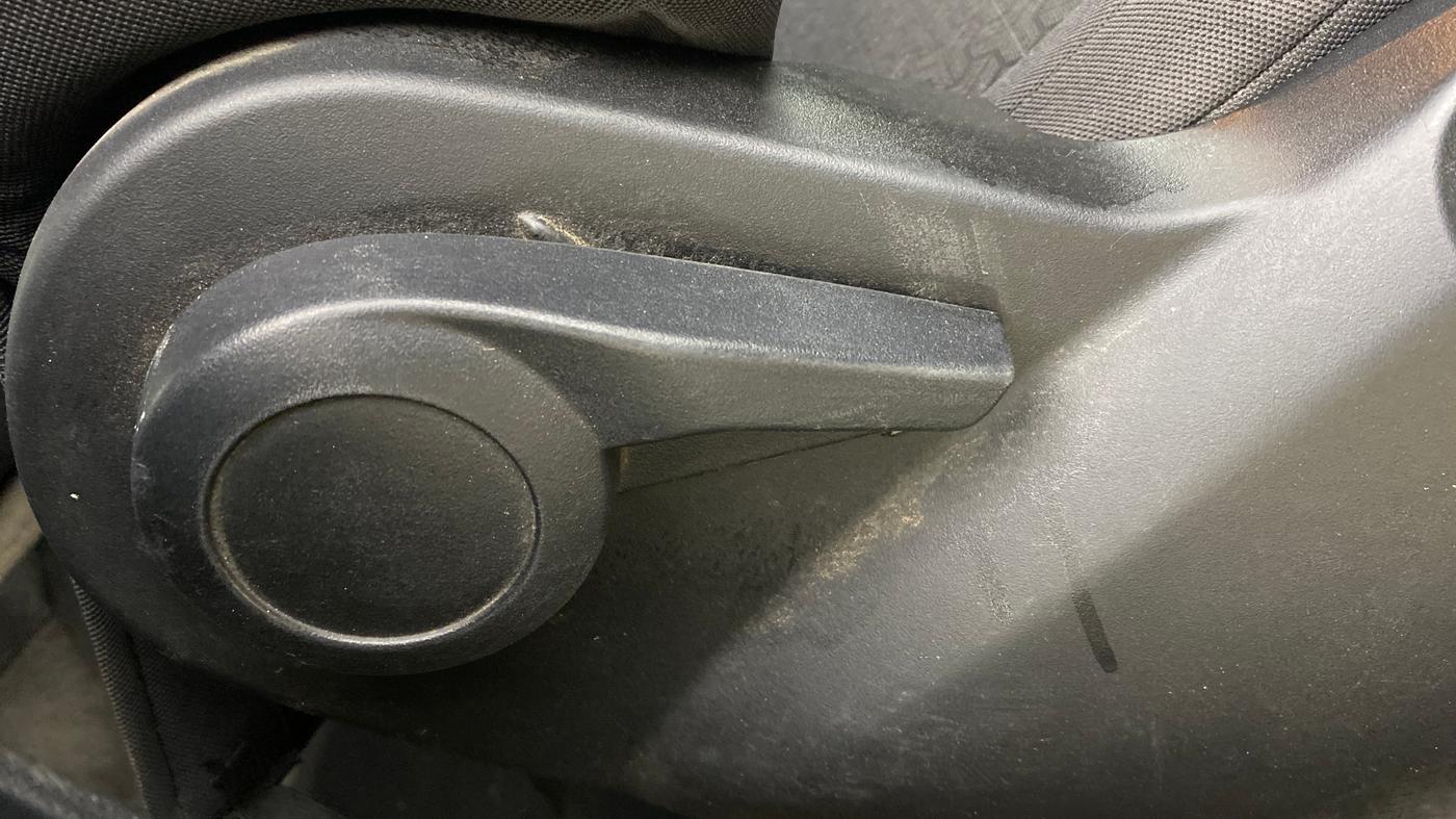 2023 Tata PUNCH ADVENTURE MT, Petrol, Manual, 56,663 km, Driver Side Adjustment Panel