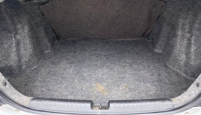 2017 Honda Amaze 1.2L I-VTEC S, Petrol, Manual, 33,511 km, Boot Inside