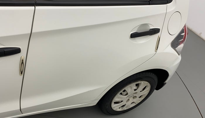 2015 Honda Brio E MT, Petrol, Manual, 42,970 km, Rear left door - Slight discoloration