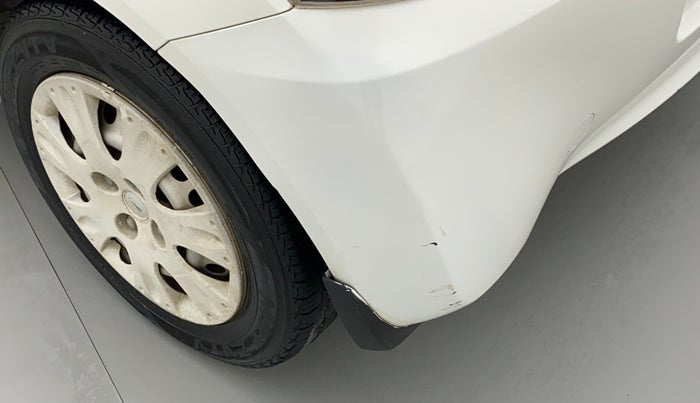 2015 Honda Brio E MT, Petrol, Manual, 42,970 km, Rear bumper - Minor scratches