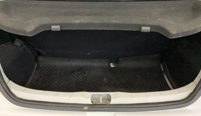 2020 Hyundai NEW SANTRO SPORTZ MT, Petrol, Manual, 83,781 km, Boot Inside