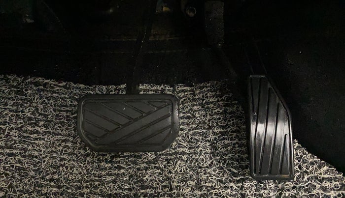 2023 Maruti Baleno DELTA 1.2 AGS, Petrol, Automatic, 54,805 km, Pedals