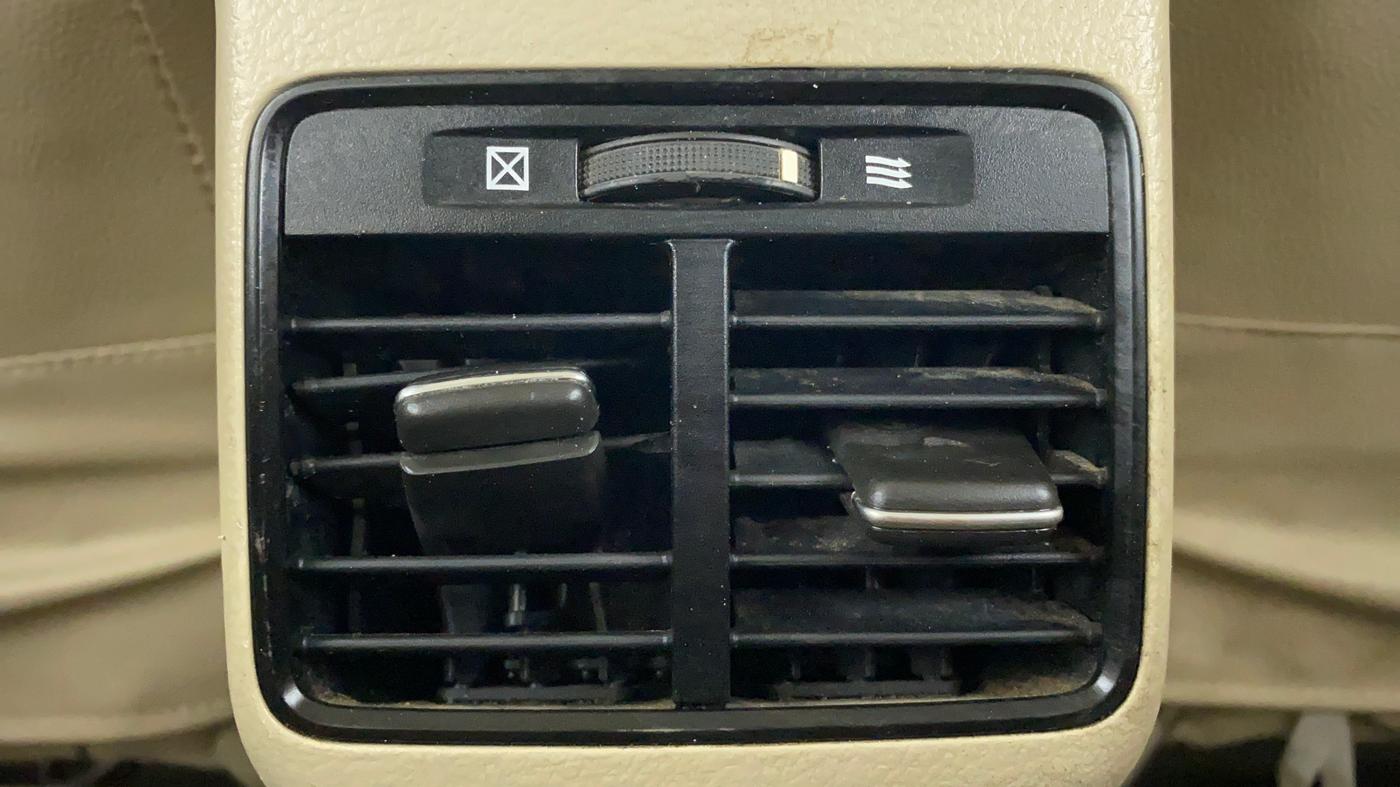 2014 Maruti Ciaz VXI, Petrol, Manual, 66,665 km, Rear AC Vents