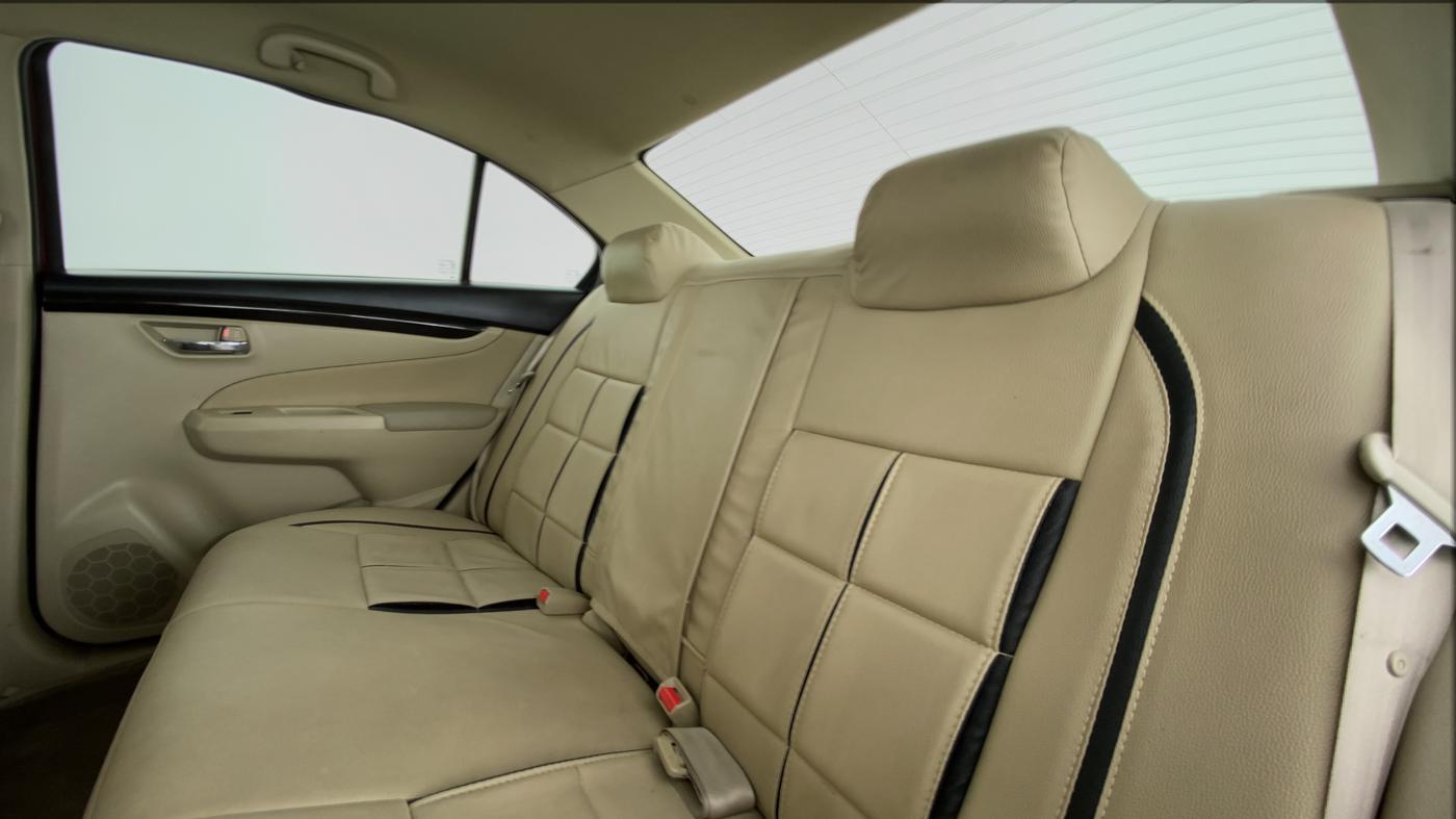 2014 Maruti Ciaz VXI, Petrol, Manual, 66,665 km, Right Side Rear Door Cabin