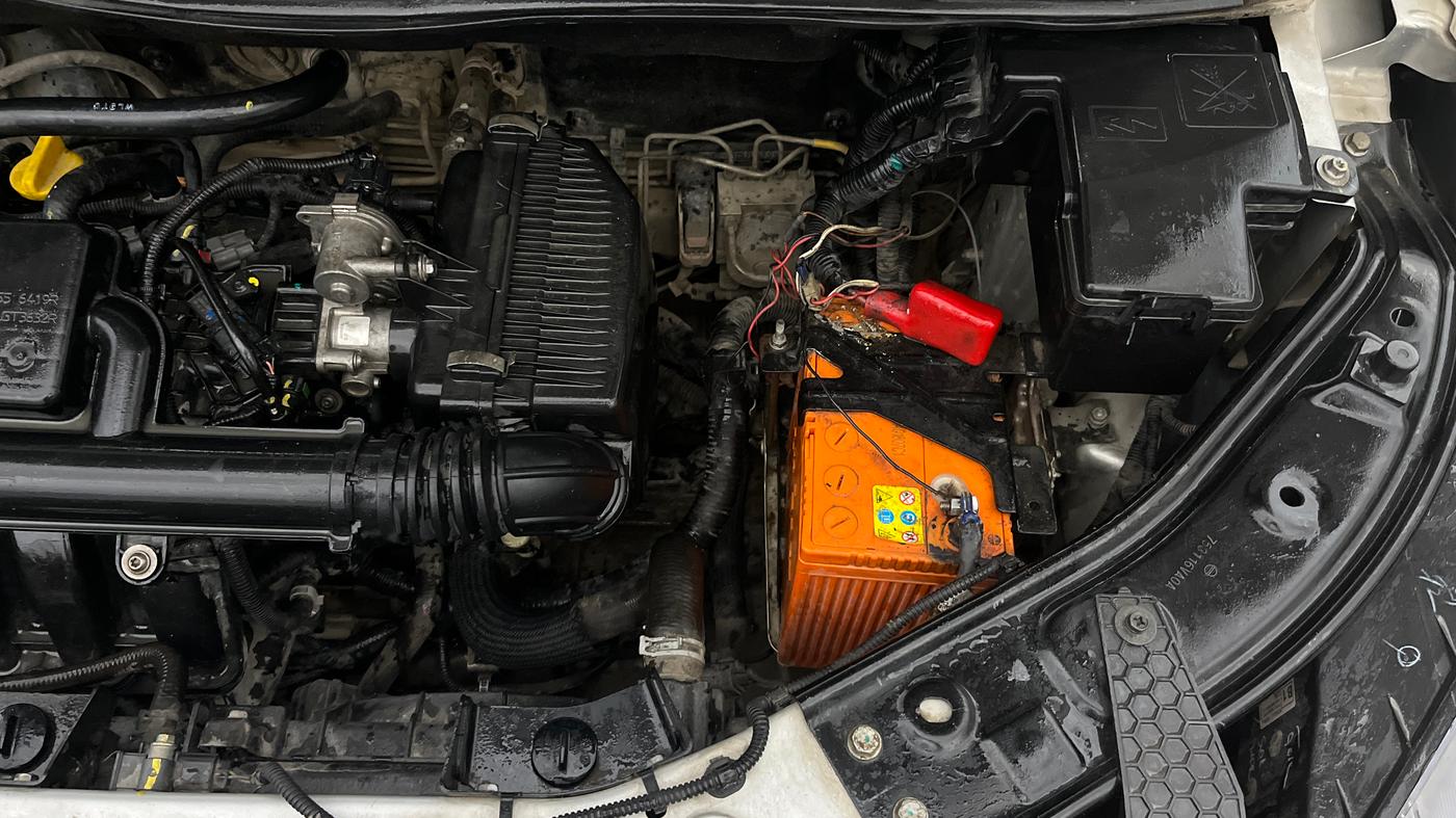 2023 Nissan MAGNITE XE, Petrol, Manual, 52,126 km, Engine View - Left