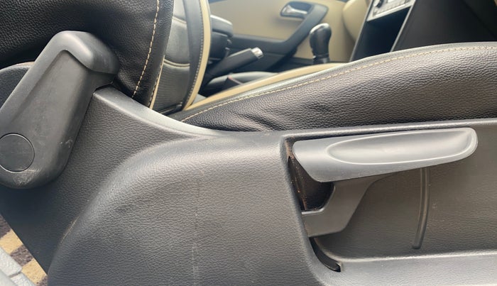 2020 Skoda Rapid AMBITION 1.5 TDI, Diesel, Manual, 69,995 km, Driver Side Adjustment Panel