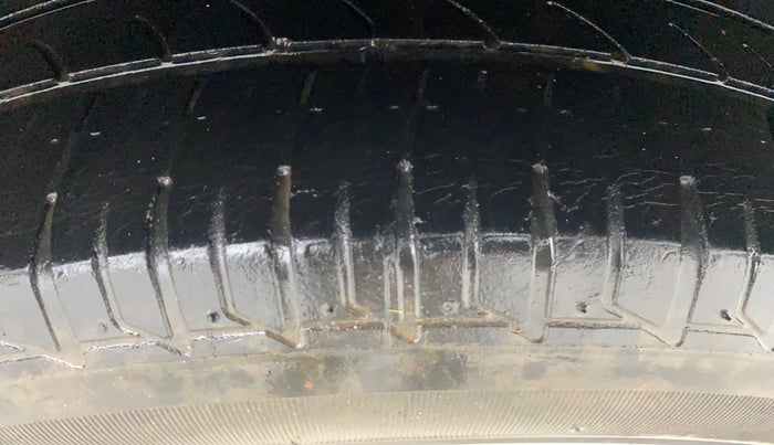 2020 Skoda Rapid AMBITION 1.5 TDI, Diesel, Manual, 69,995 km, Left Rear Tyre Tread