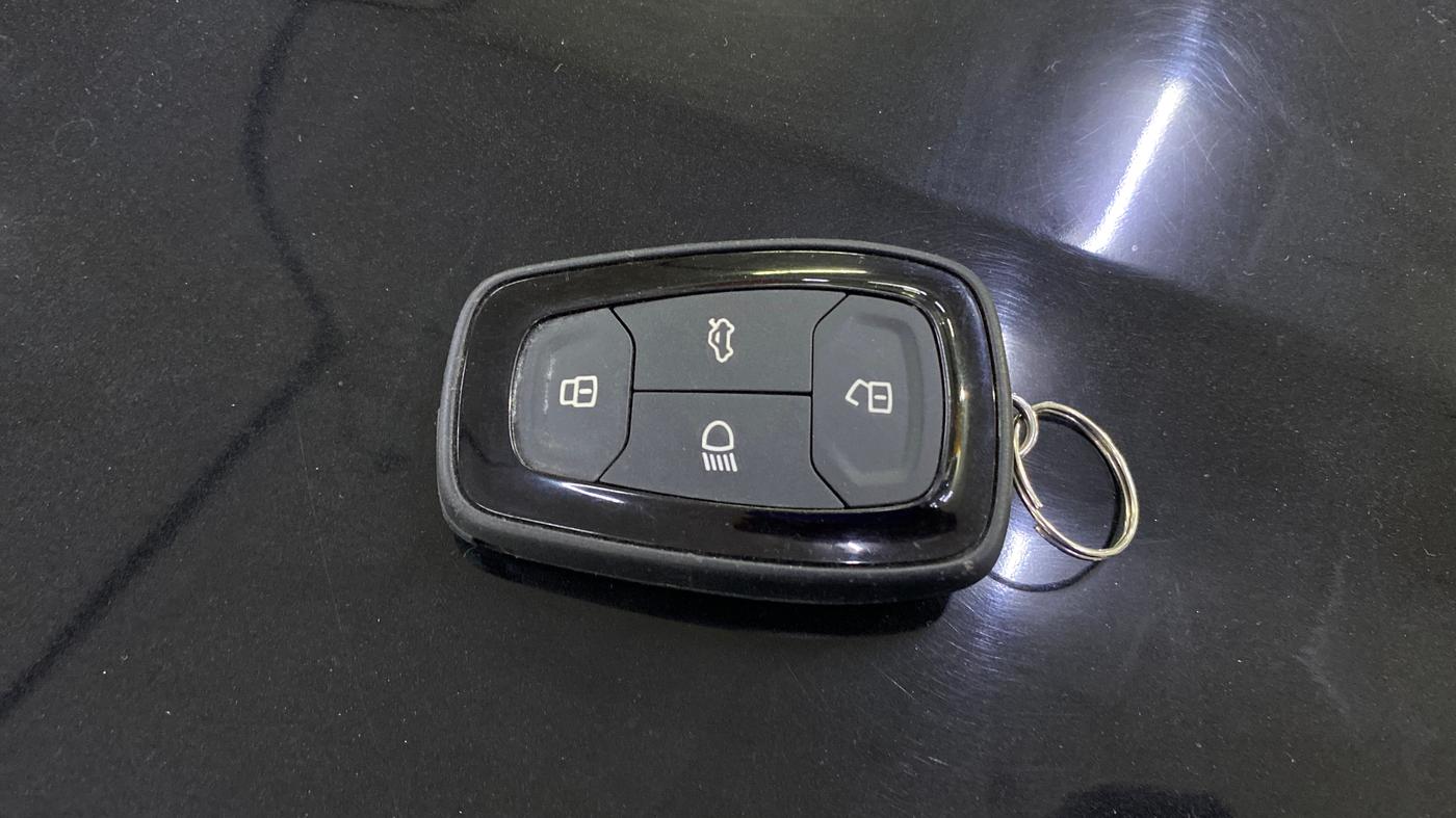 2023 Tata NEXON XZ PLUS LUX SUNROOF DARK DIESEL, Diesel, Manual, 63,134 km, Key Close Up