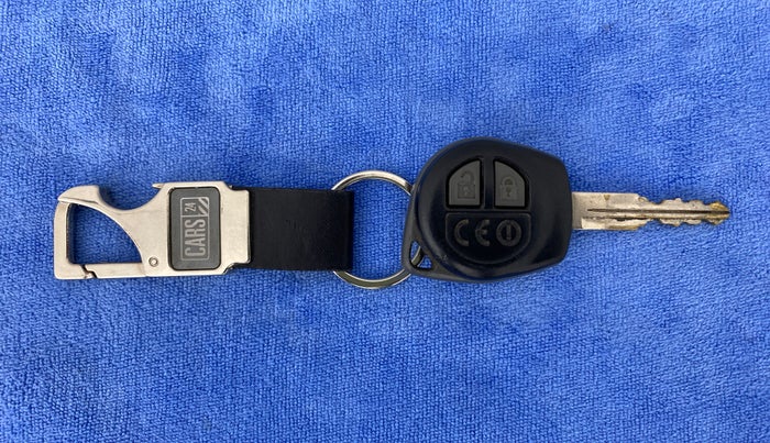 2017 Maruti Celerio ZXI D, Petrol, Manual, 7,310 km, Key Close Up