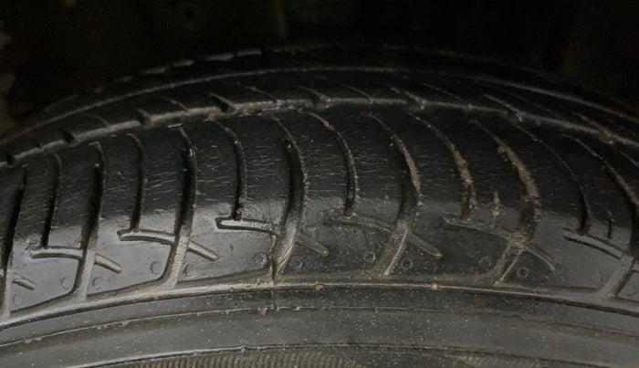 2021 Maruti New Wagon-R VXI (O) 1.0, Petrol, Manual, 26,091 km, Right Front Tyre Tread