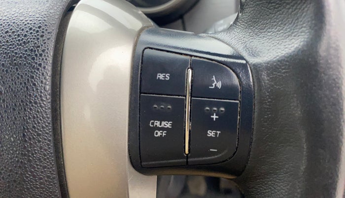 2020 Mahindra XUV500 W9, Diesel, Manual, 78,213 km, Adaptive Cruise Control