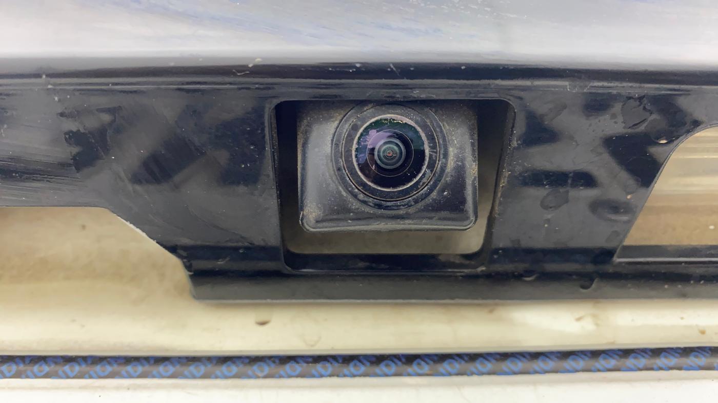 2020 Mahindra XUV500 W9, Diesel, Manual, 78,213 km, Parking Camera
