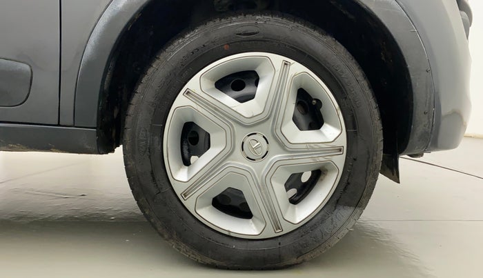 2019 Tata NEXON XM DIESEL, Diesel, Manual, 60,612 km, Right Front Wheel