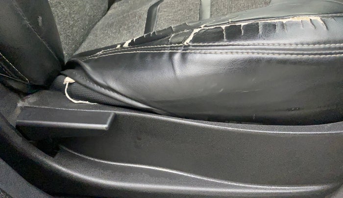 2019 Tata NEXON XM DIESEL, Diesel, Manual, 60,612 km, Driver Side Adjustment Panel