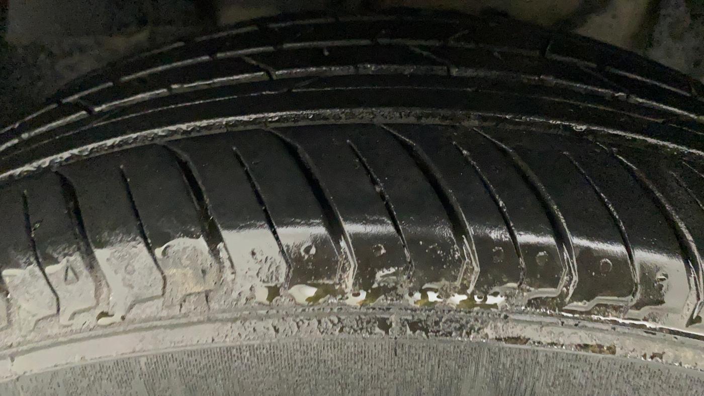 2019 Tata NEXON XM DIESEL, Diesel, Manual, 60,612 km, Left Front Tyre Tread