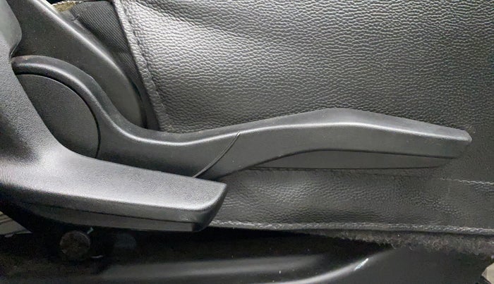 2019 Maruti Swift VXI, Petrol, Manual, 77,713 km, Driver Side Adjustment Panel