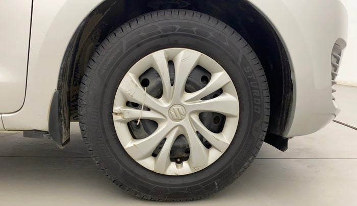 2019 Maruti Swift VXI, Petrol, Manual, 77,713 km, Right Front Wheel