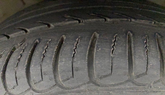 2019 Ford Ecosport TITANIUM + 1.5L PETROL AT, Petrol, Automatic, 31,778 km, Left Front Tyre Tread