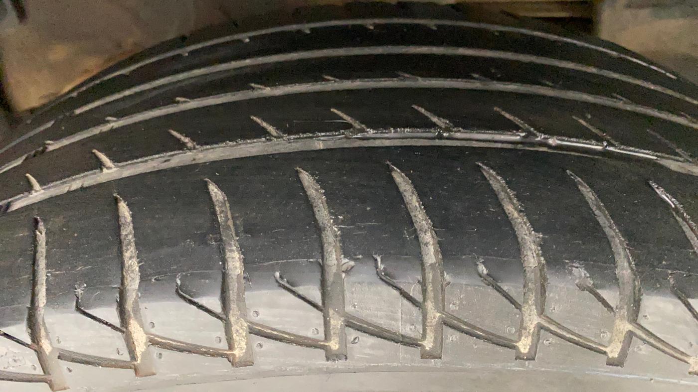 2017 Renault Duster RXL 1.6 PETROL, Petrol, Manual, 48,000 km, Left Rear Tyre Tread