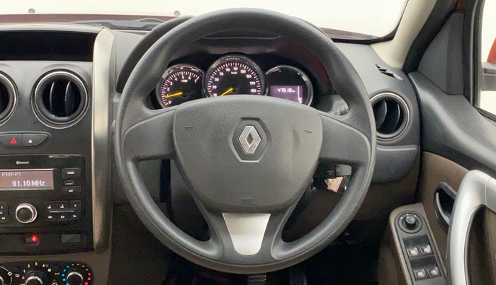 2017 Renault Duster RXL 1.6 PETROL, Petrol, Manual, 48,000 km, Steering Wheel Close Up