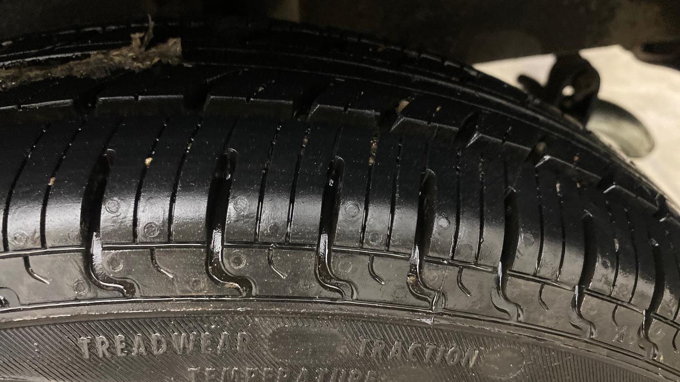 2018 Renault Kwid RXL, Petrol, Manual, 70,303 km, Left Rear Tyre Tread