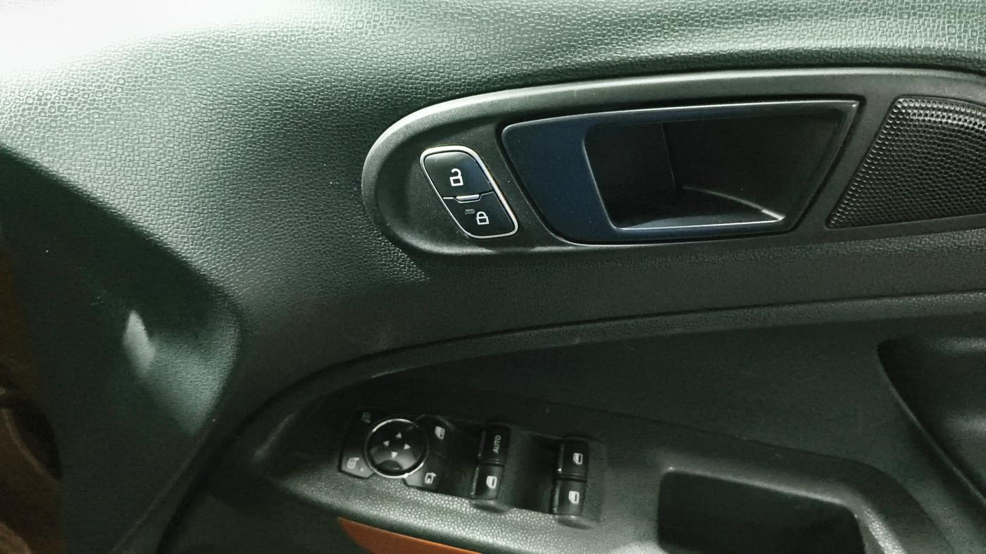 2019 Ford Ecosport TITANIUM 1.5L SPORTS(SUNROOF) DIESEL, Diesel, Manual, 1,09,797 km, Driver Side Door Panels Control