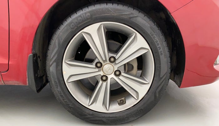 2018 Hyundai Verna 1.6 VTVT SX O, Petrol, Manual, 92,478 km, Right Front Wheel