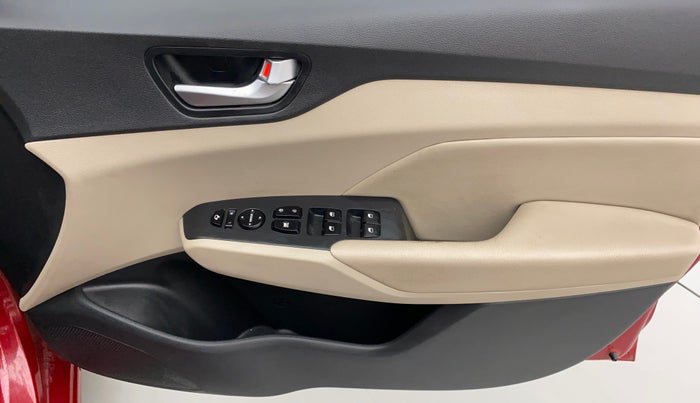 2018 Hyundai Verna 1.6 VTVT SX O, Petrol, Manual, 92,478 km, Driver Side Door Panels Control