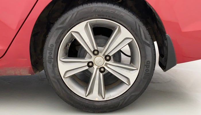 2018 Hyundai Verna 1.6 VTVT SX O, Petrol, Manual, 92,478 km, Left Rear Wheel