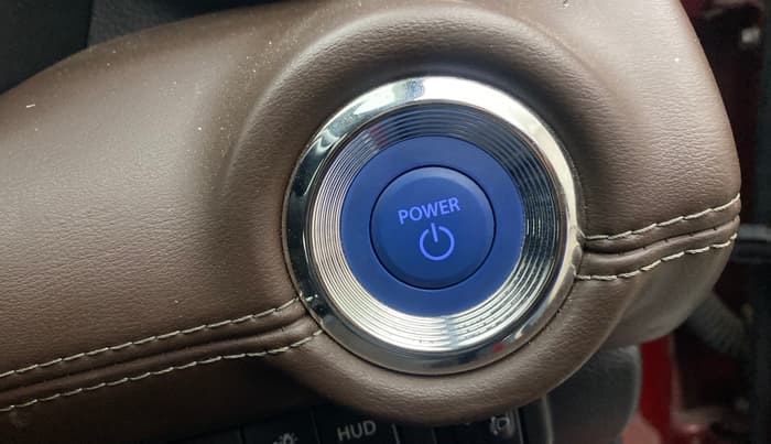 2022 Toyota URBAN CRUISER HYRYDER V HYBRID, Hybrid, Automatic, 54,927 km, Keyless Start/ Stop Button