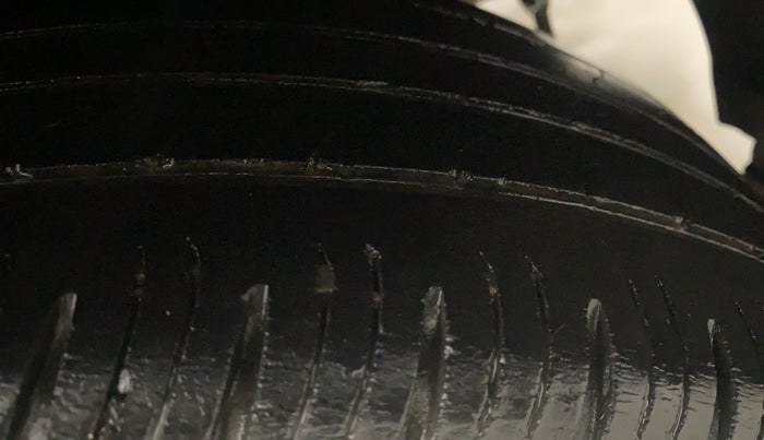 2022 KIA SONET HTX 1.0 IMT, Petrol, Manual, 84,667 km, Left Rear Tyre Tread