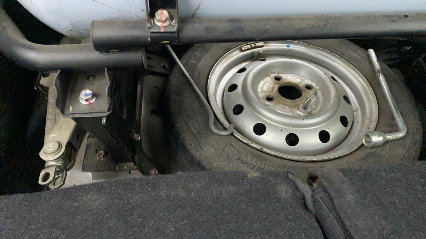 2014 Maruti Wagon R 1.0 LXI CNG, CNG, Manual, 74,921 km, Spare Tyre
