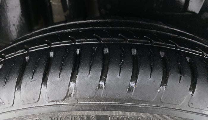 2021 Maruti Dzire VXI, Petrol, Manual, 22,789 km, Right Rear Tyre Tread