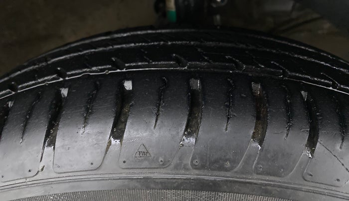 2021 Maruti Dzire VXI, Petrol, Manual, 22,789 km, Right Front Tyre Tread