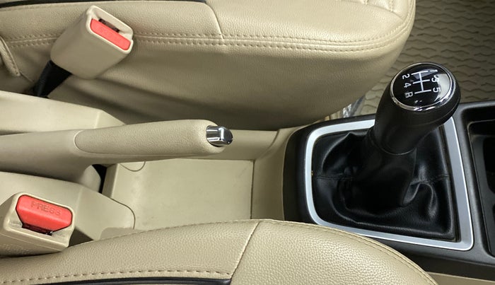 2021 Maruti Dzire VXI, Petrol, Manual, 22,789 km, Gear Lever