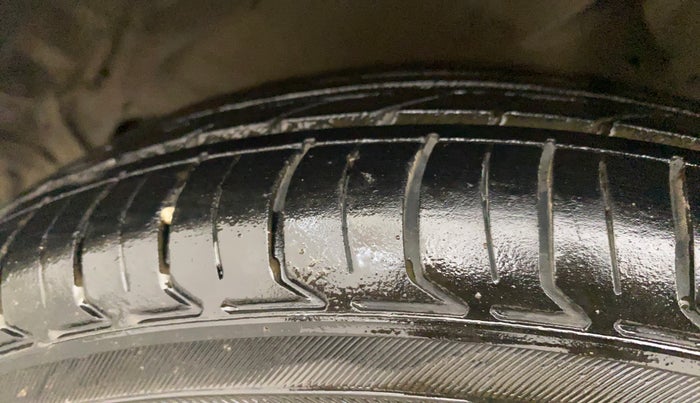 2017 Maruti Celerio VXI AMT, Petrol, Automatic, 44,986 km, Left Front Tyre Tread