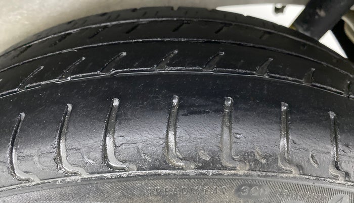 2018 Maruti Wagon R 1.0 VXI AMT, Petrol, Automatic, 31,597 km, Left Rear Tyre Tread