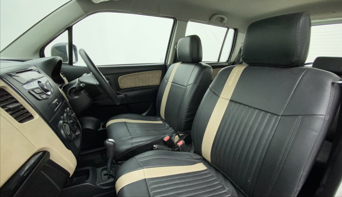 2018 Maruti Wagon R 1.0 VXI AMT, Petrol, Automatic, 31,597 km, Right Side Front Door Cabin View