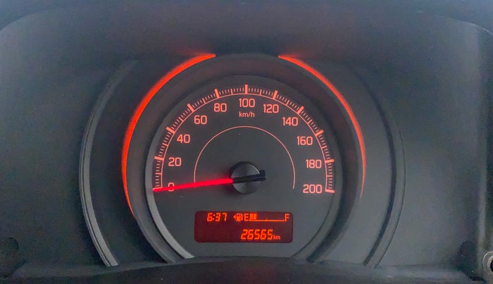 2020 Maruti Swift LXI, Petrol, Manual, 26,600 km, Odometer Image