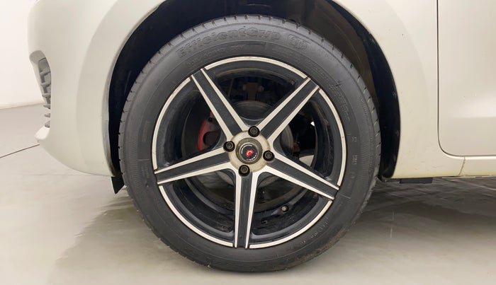 2020 Maruti Swift LXI, Petrol, Manual, 26,600 km, Left Front Wheel