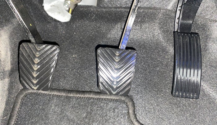 2021 Hyundai NEW I20 ASTA (O) 1.2 MT, Petrol, Manual, 13,491 km, Pedals