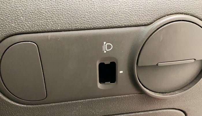2010 Hyundai i10 MAGNA 1.2, Petrol, Manual, 39,831 km, Dashboard - Headlight height adjustment not working