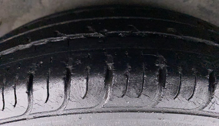 2012 Hyundai i10 SPORTZ 1.2 AT KAPPA2, Petrol, Automatic, 47,680 km, Right Rear Tyre Tread